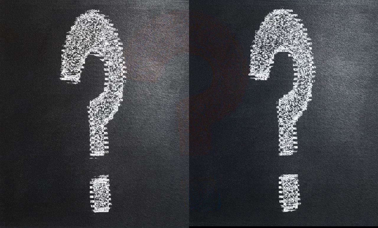 Billede af spørgsmålstegn på tavle