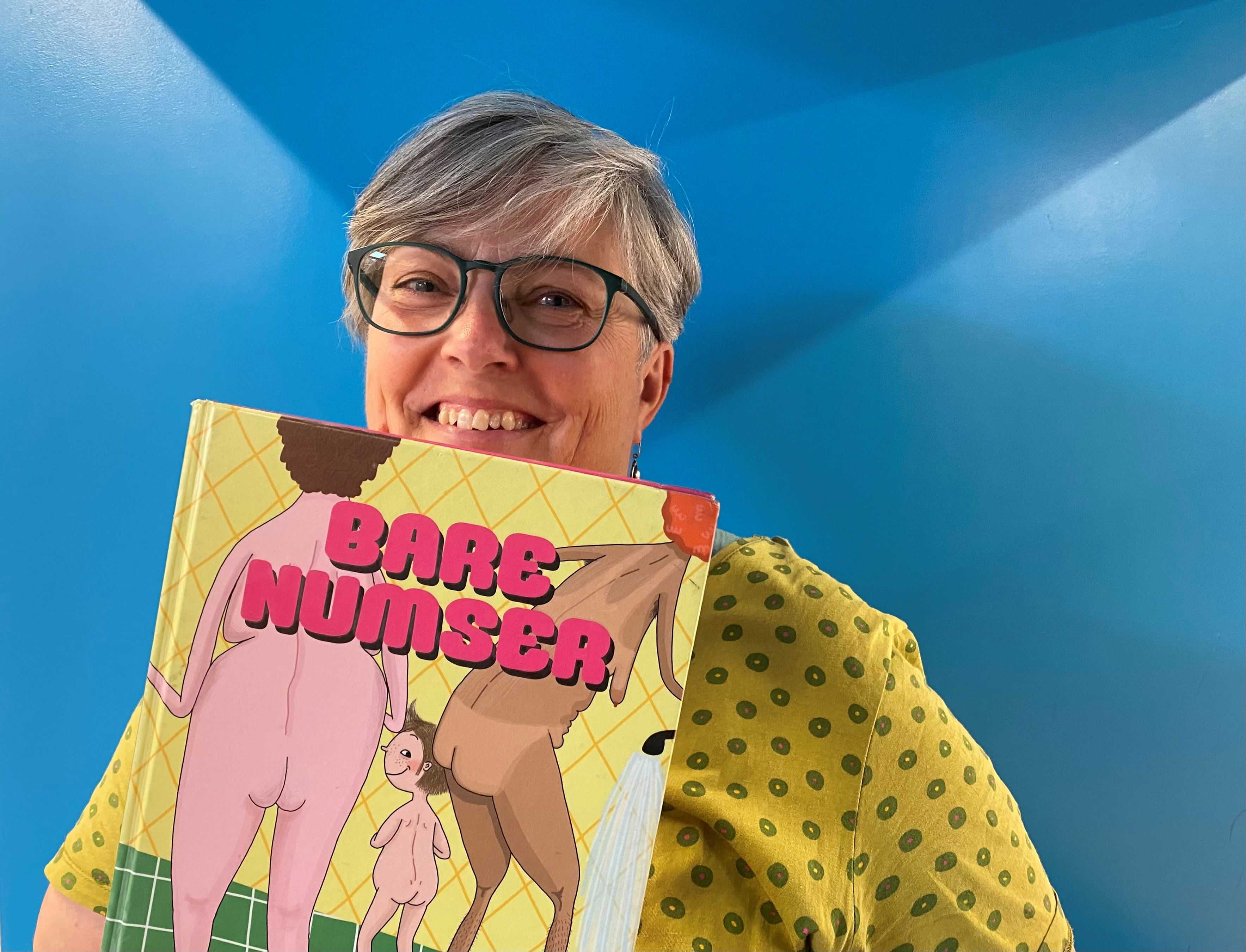 Højtlæsning i svømmehallen af biblioteker Karen til Sjov ferie i efterårsferien 2023